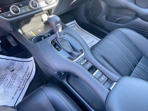 Used 2024 Honda HR-V EX-L image 20