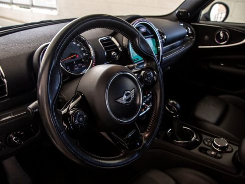 Used 2017 MINI Cooper Clubman image 13