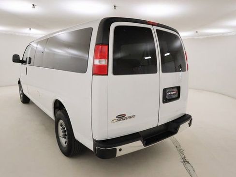 Used 2024 Chevrolet Express 3500 LT w/ LT Preferred Equipment Group image 21