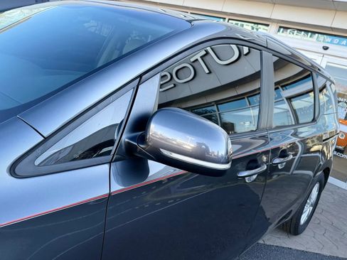 Used 2015 Kia Sedona LX w/ LX Convenience Package FWD image 44