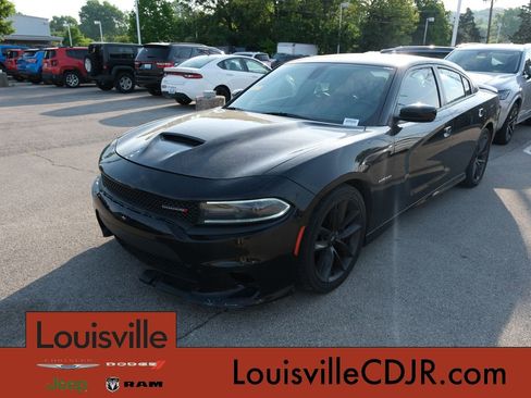 Used 2020 Dodge Charger R/T w/ Performance Handling Group RWD image 4