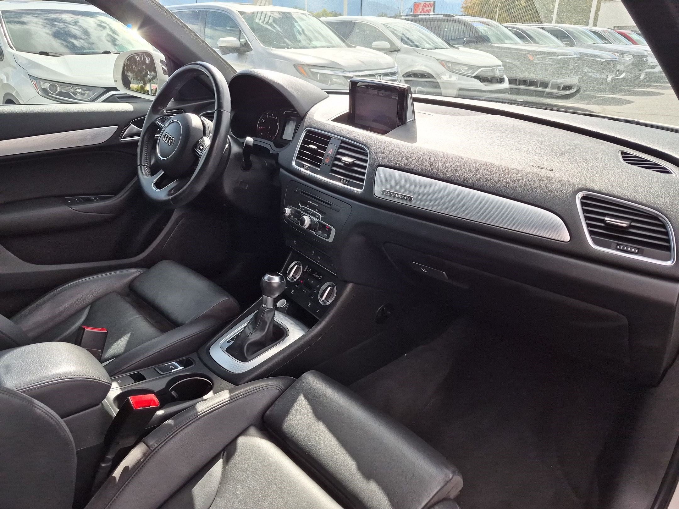 Used 2015 Audi Q3 2.0T Premium Plus AWD/4WD image 32