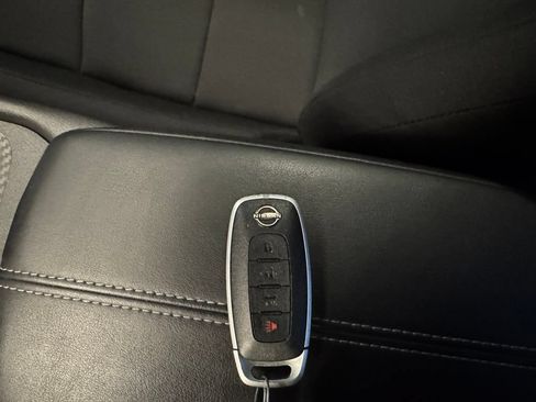 Used 2024 Nissan Sentra S FWD image 17