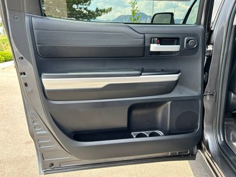 Used 2015 Toyota Tundra Limited w/ Limited Premium Package AWD/4WD image 19