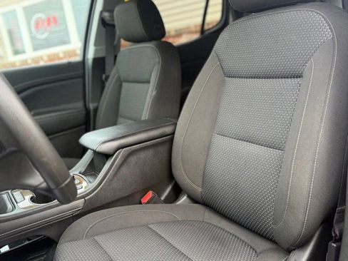 Used 2021 GMC Acadia SLE w/ Driver Convenience Package image 7