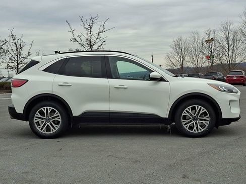 Used 2021 Ford Escape SEL w/ Technology Package image 10