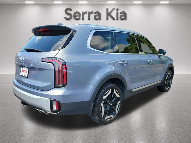 Used 2024 Kia Telluride EX w/ EX Captain's Chair Package FWD image 5