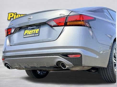 Used 2023 Nissan Altima 2.5 SL FWD image 26
