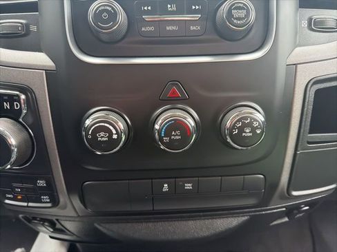 Used 2016 RAM 1500 Express AWD/4WD image 25