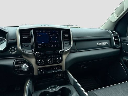 Used 2022 RAM 1500 Laramie AWD/4WD image 28