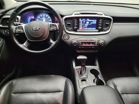 Used 2019 Kia Sorento EX FWD image 22