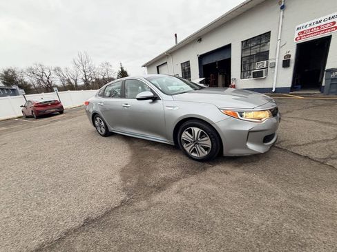 Used 2017 Kia Optima EX FWD image 7