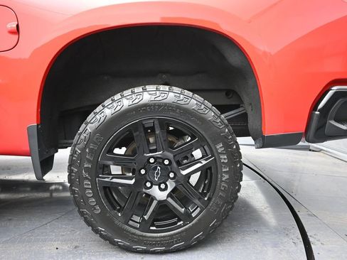 Used 2023 Chevrolet Silverado 1500 Custom Trail Boss image 9