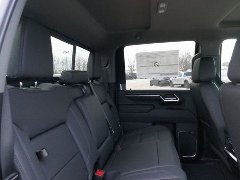 New 2026 GMC Sierra 3500 SLT w/ SLT Premium Package image 12