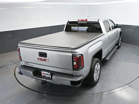 Used 2018 GMC Sierra 1500 SLT AWD/4WD image 34