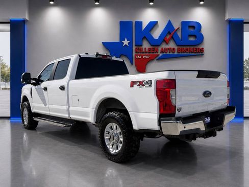 Used 2022 Ford F250 XL w/ STX Appearance Package AWD/4WD image 5