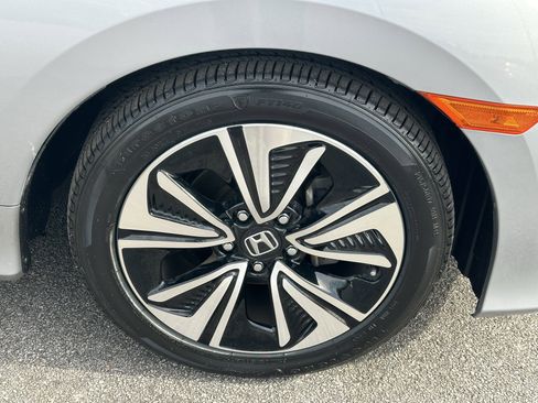 Used 2017 Honda Civic EX-T image 16