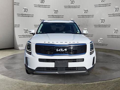 Used 2022 Kia Telluride EX w/ Towing Package image 8