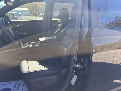 New 2026 Chevrolet Equinox LT w/ Convenience Package II image 14