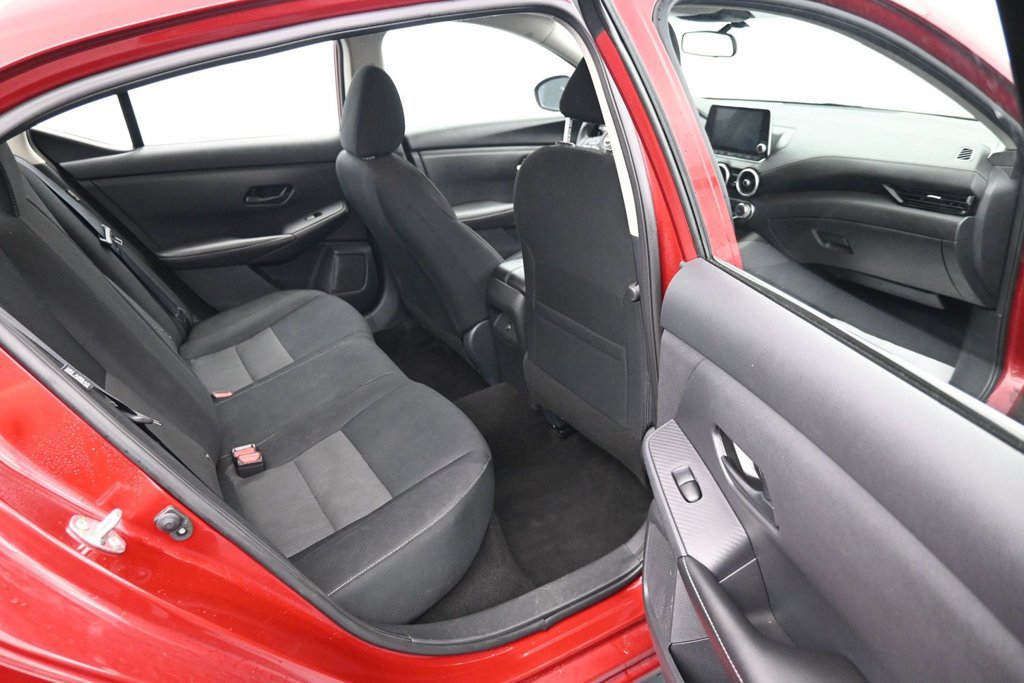 Used 2024 Nissan Sentra SV FWD image 12