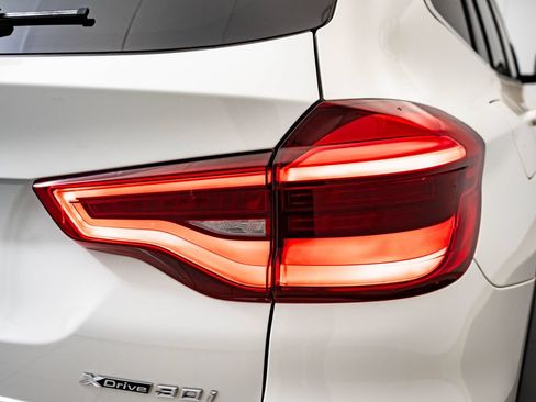 Used 2019 BMW X3 xDrive30i w/ Convenience Package AWD/4WD image 9