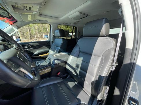 Used 2017 GMC Yukon Denali w/ Open Road Package image 17