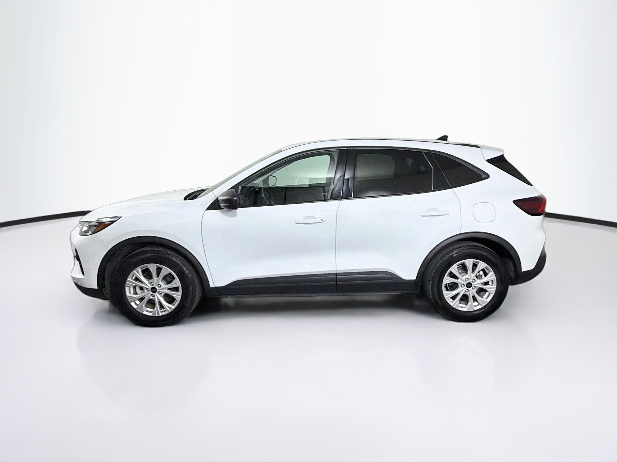 Used 2025 Ford Escape Active FWD image 4