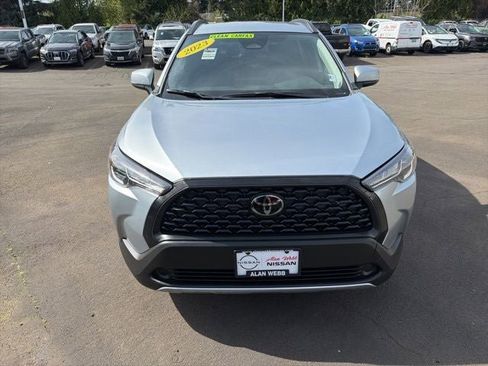 Used 2023 Toyota Corolla Cross LE FWD image 8