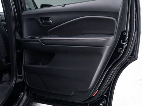 Used 2022 Honda Pilot TrailSport image 30