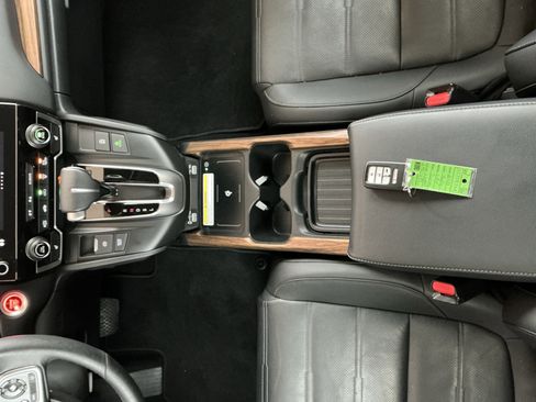 Used 2020 Honda CR-V Touring image 11