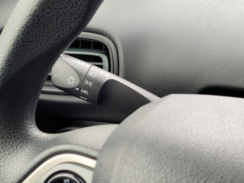 Used 2017 Toyota Prius Two image 21