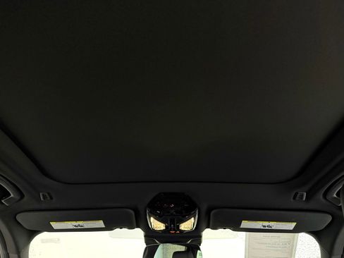 Used 2025 BMW X3 xDrive30i w/ Premium Package image 4