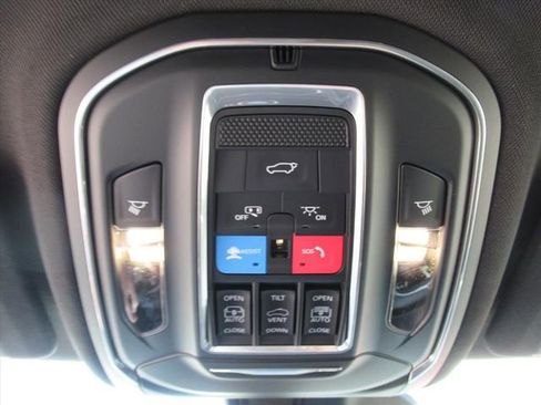 New 2026 Jeep Grand Cherokee L Limited image 28