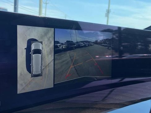Certified 2025 Cadillac Escalade Premium Luxury Platinum RWD image 24