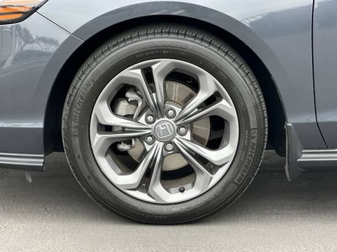 Certified 2024 Honda Accord EX image 31