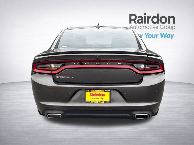 Used 2020 Dodge Charger SXT w/ Plus Group RWD image 6