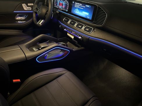 New 2026 Mercedes-Benz GLS 450 4MATIC image 16