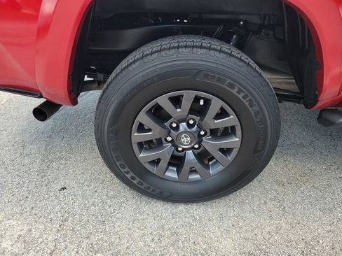 Certified 2023 Toyota Tacoma SR5 RWD image 30