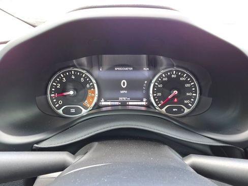 Used 2021 Jeep Renegade Trailhawk image 29