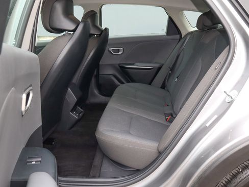 Used 2025 Kia K4 FWD image 8