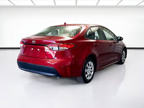 Used 2024 Toyota Corolla LE image 4