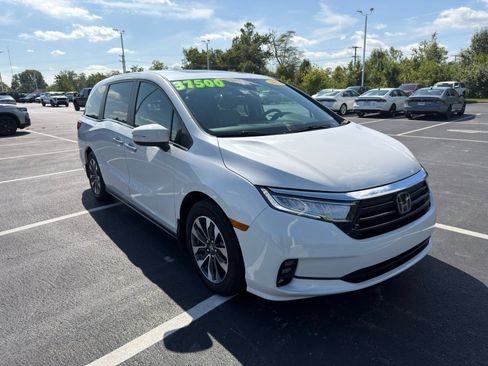 Used 2024 Honda Odyssey EX-L image 10