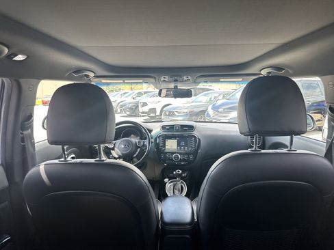 Used 2015 Kia Soul + w/ Primo Package image 12