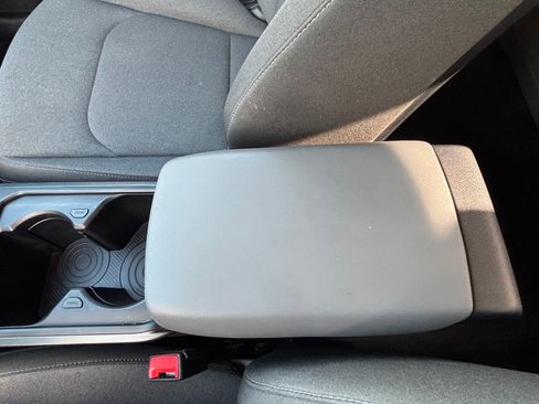 Certified 2025 Kia K4 FWD image 17