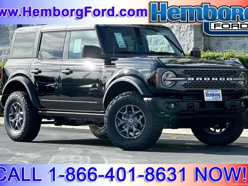 New 2025 Ford Bronco Badlands image 1
