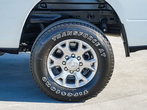 Used 2024 RAM 2500 Laramie image 12