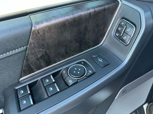 Certified 2023 Ford F250 Lariat w/ Sport Appearance Package image 27