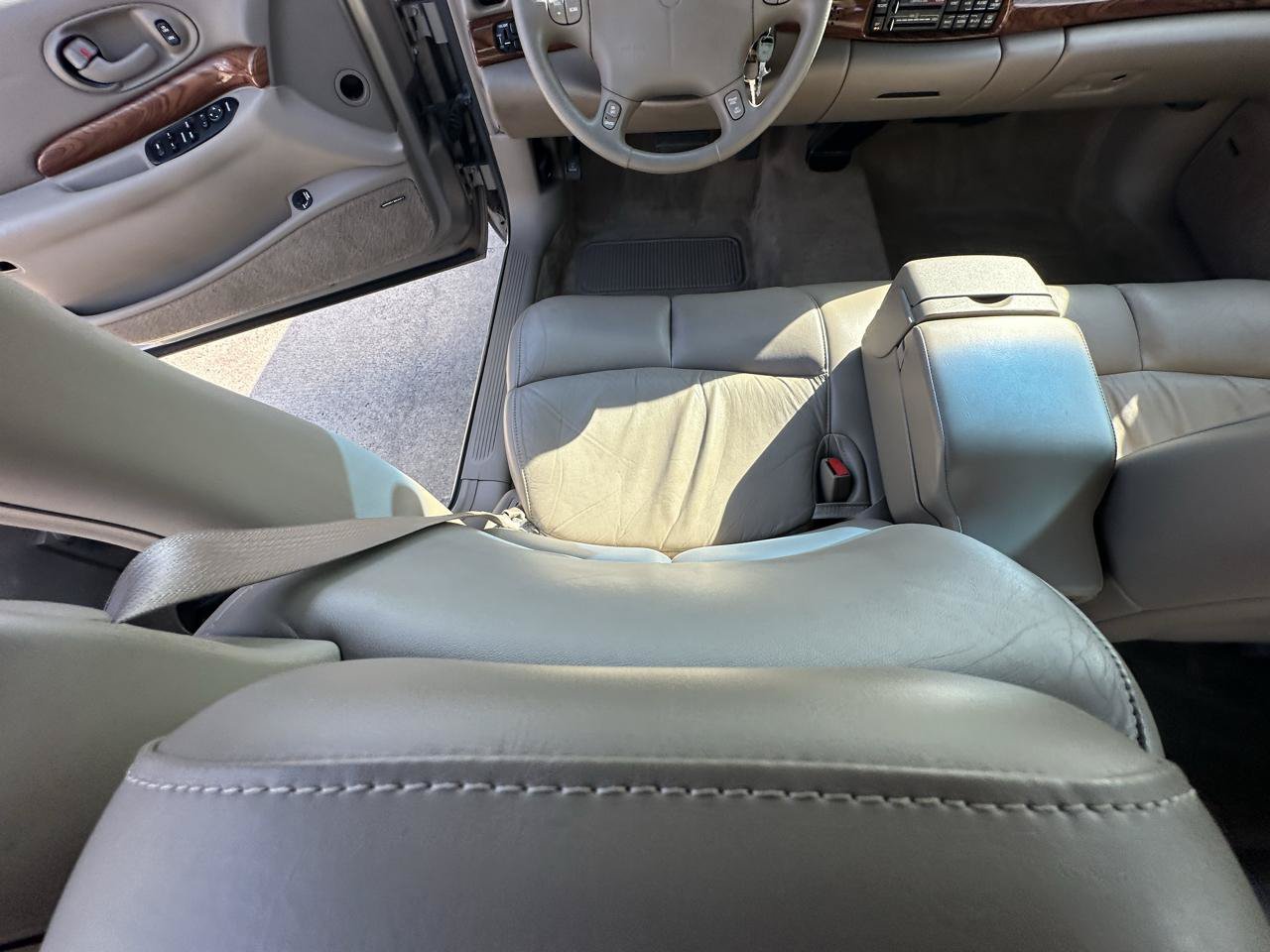 Used 2000 Buick Le Sabre Custom w/ Prestige Opt Pkg FWD image 36