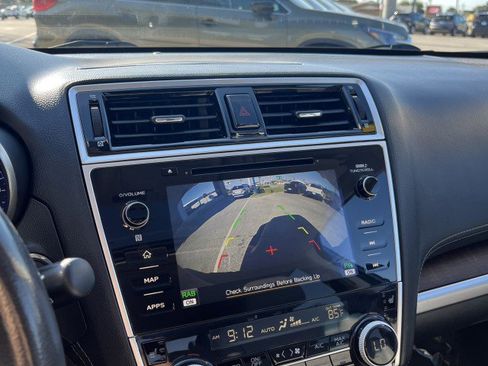 Used 2019 Subaru Outback 3.6R Limited image 19