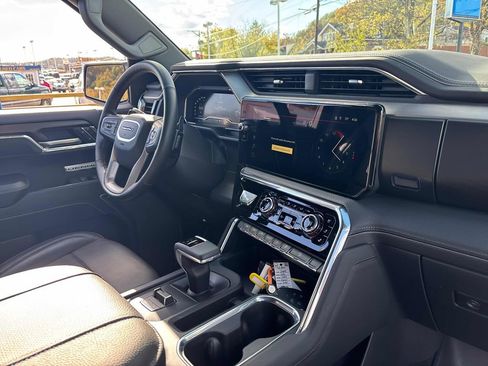 Used 2025 GMC Sierra 1500 Denali image 59